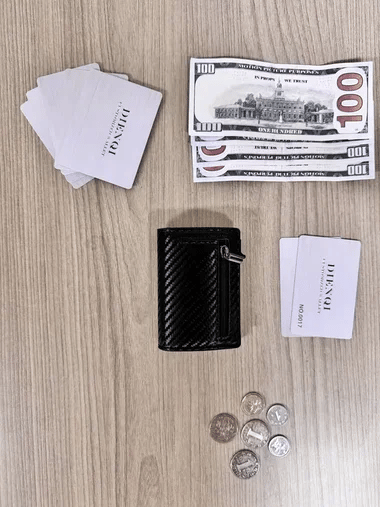 Pametni RFID novčanik sa pop-up mehanizmom za kartice crni